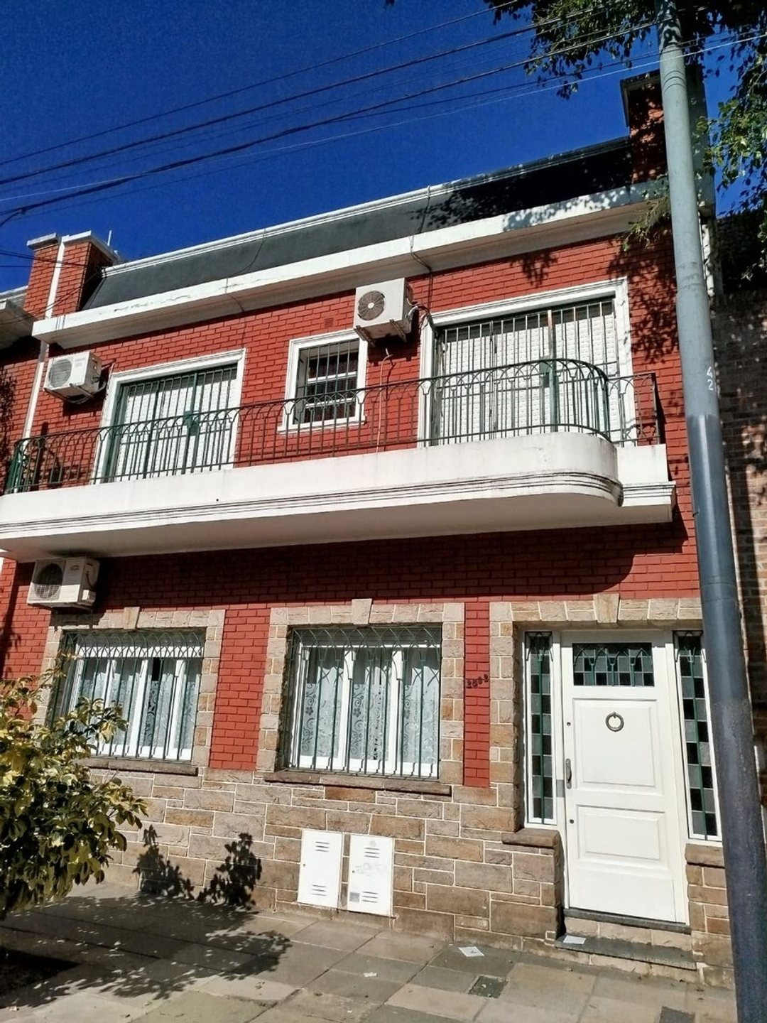 VENTA CASA LOTE PROPIO 2 PH  EN BLOCK COGHLAN