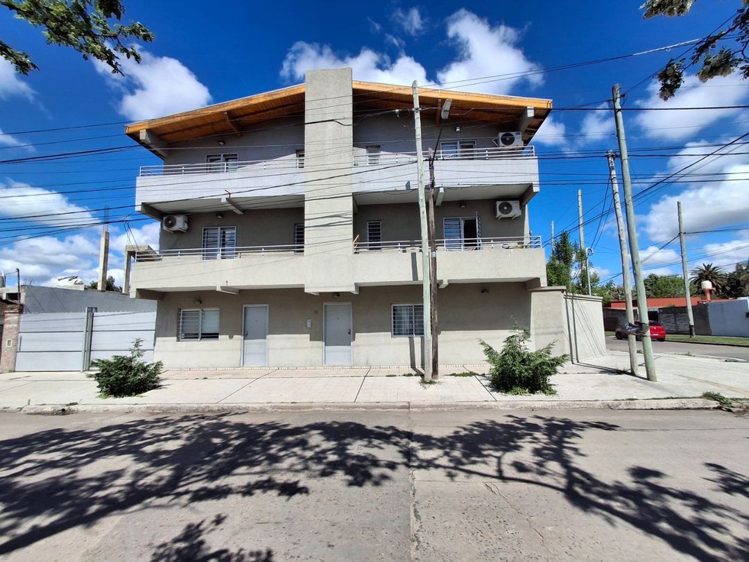 VENTA DEPARTAMENTO 3 AMBIENTES PILAR BALCON