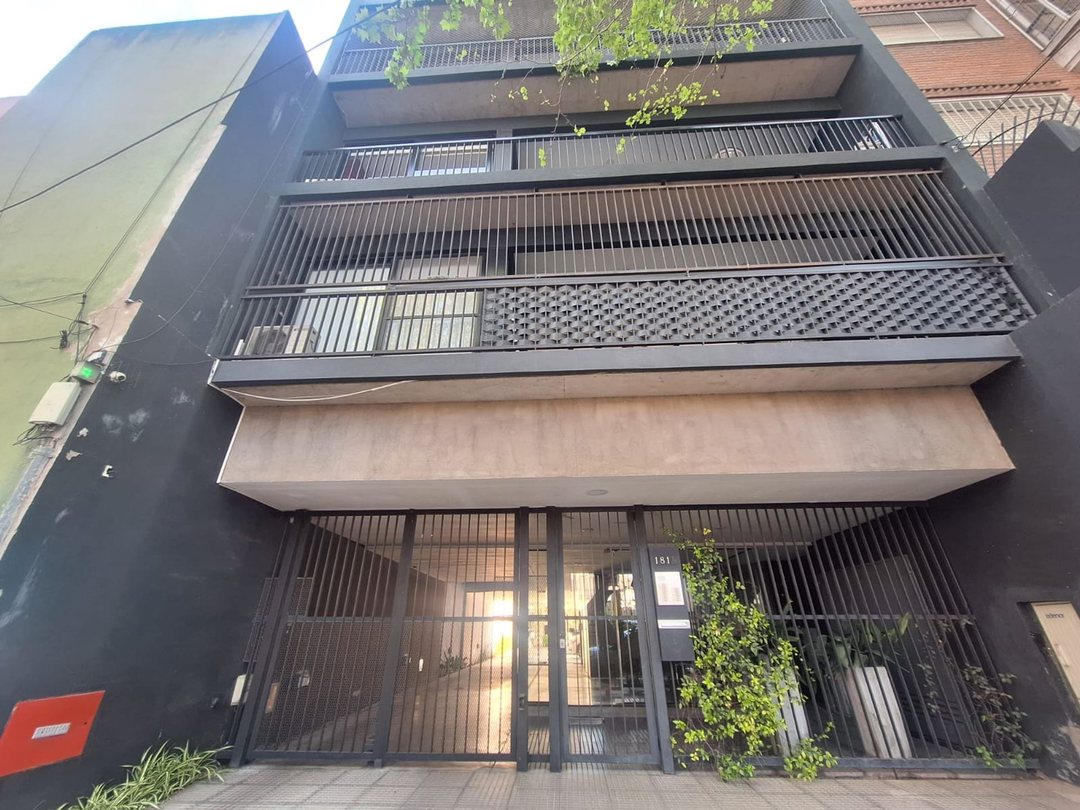 Venta depto 3 amb en San Martin c/ balcon terraza