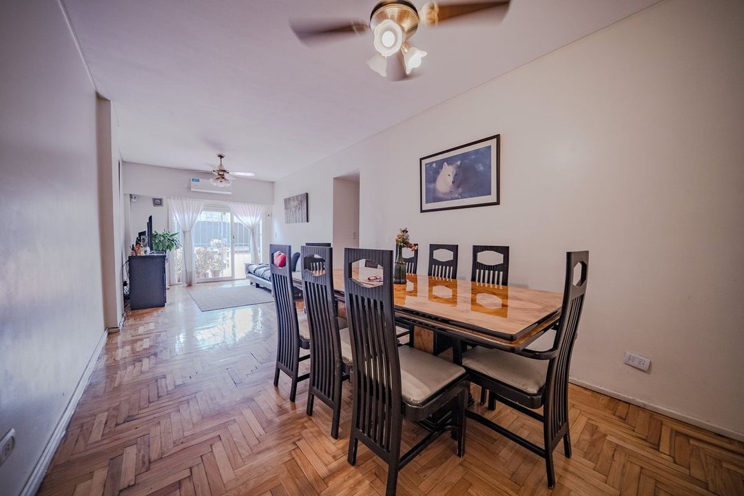 VENTA PH 5 AMBIENTES ALMAGRO-PERMUTA