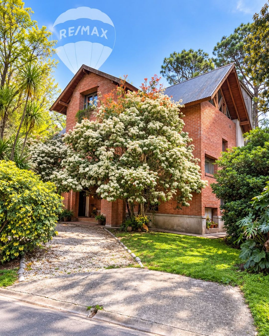 VENTA CASA 5 AMBIENTES FINCAS DEL LAGO ESCOBAR