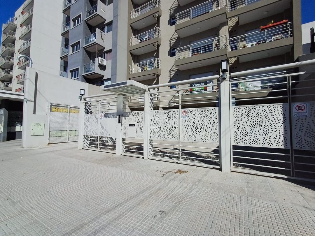 ALQUILER DE DEPTO  MONOAMBIENTE - BALCON -MORON