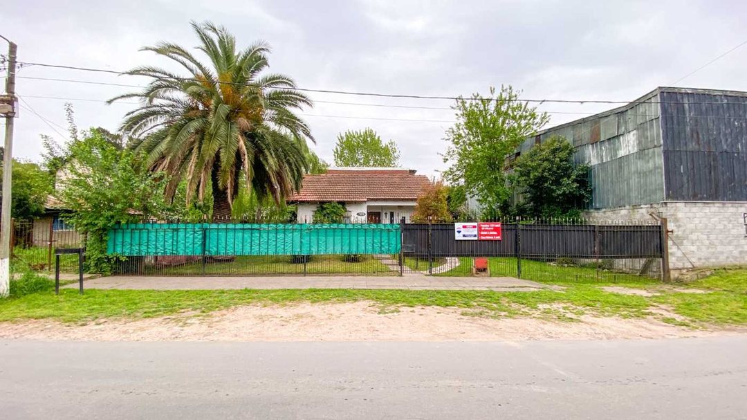 CASA TIPO QUINTA EN VENTA PROXIMA A RUTA 4 y UNLZ