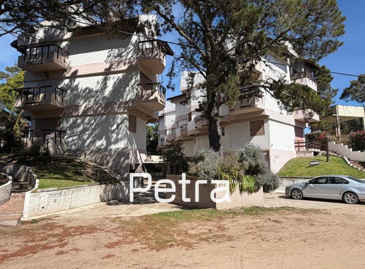 Departamento · 55m² · 3 Ambientes · 1 Cochera