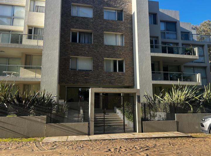 Departamento · 74m² · 2 Ambientes · 1 Cochera