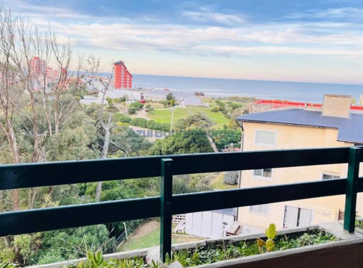 Departamento · 60m² · 4 Ambientes · 1 Cochera