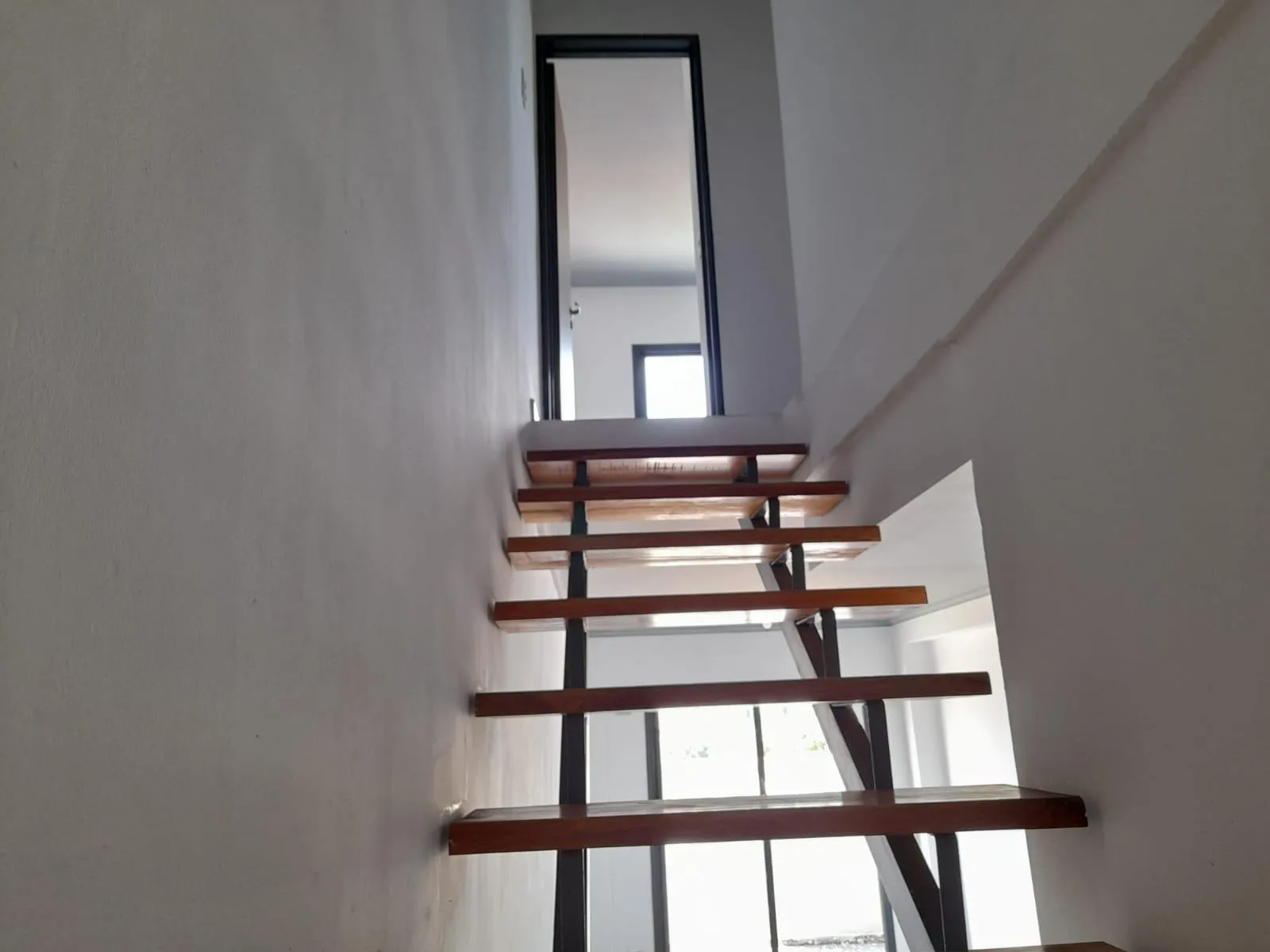 Se alquila Duplex en Entre Rios al 3000