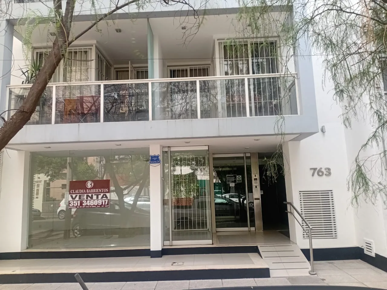 OPORTUNIDAD LOCAL EN BARRIO GENERAL PAZ, EXCELENTE ESTADO CON EXPENSAS BAJAS