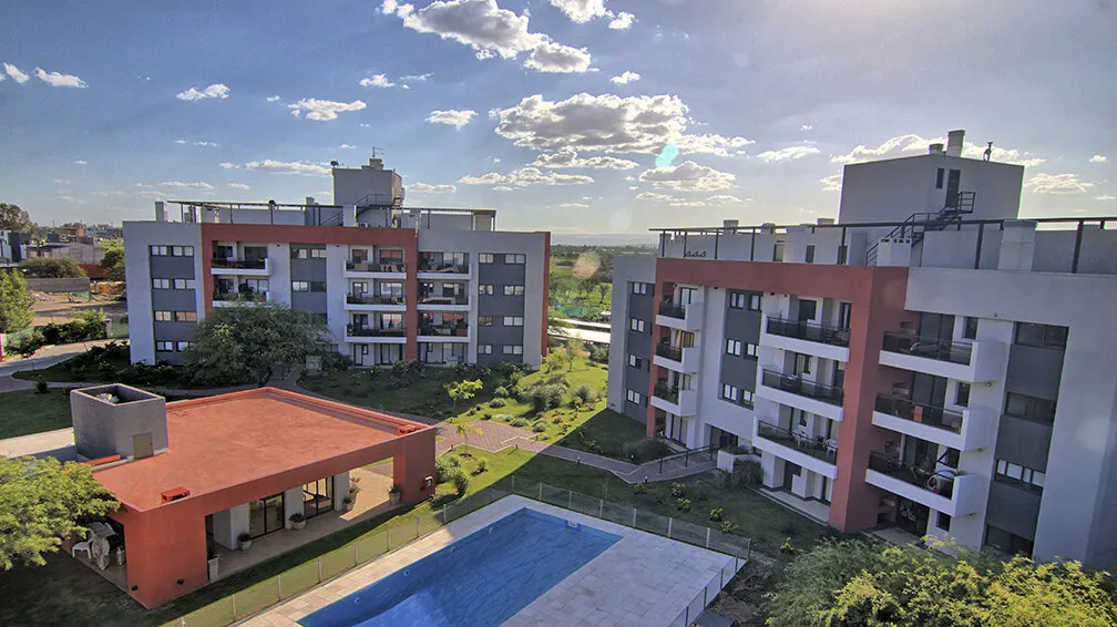 Departamento en Alquiler 2 Dorm + Estudio 1 Baño -- Vista a las Sierras 3er Piso