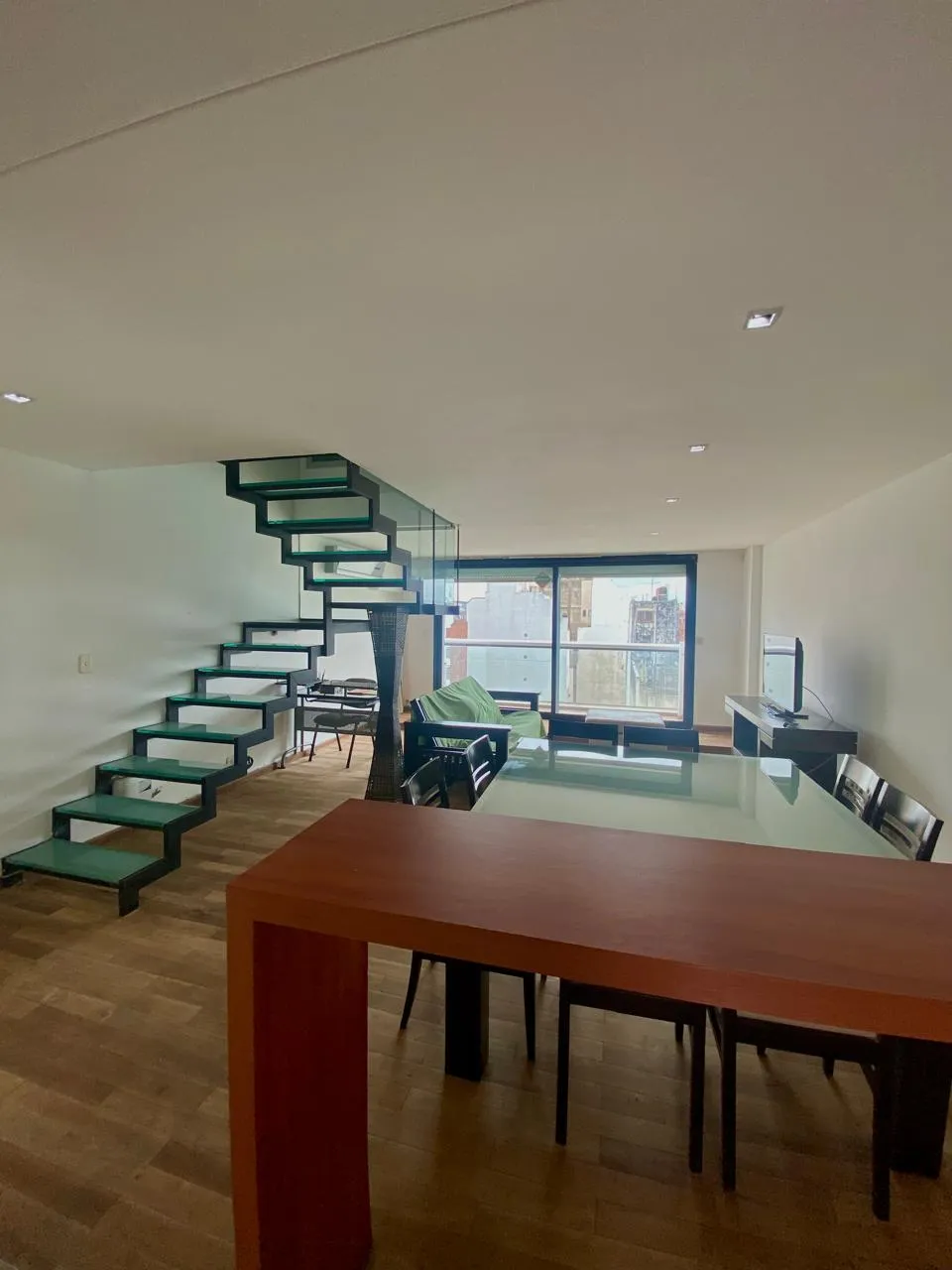 HERMOSO DEPARTAMENTO TIPO DÚPLEX EN ALQUILER – NUEVA CÓRDOBA