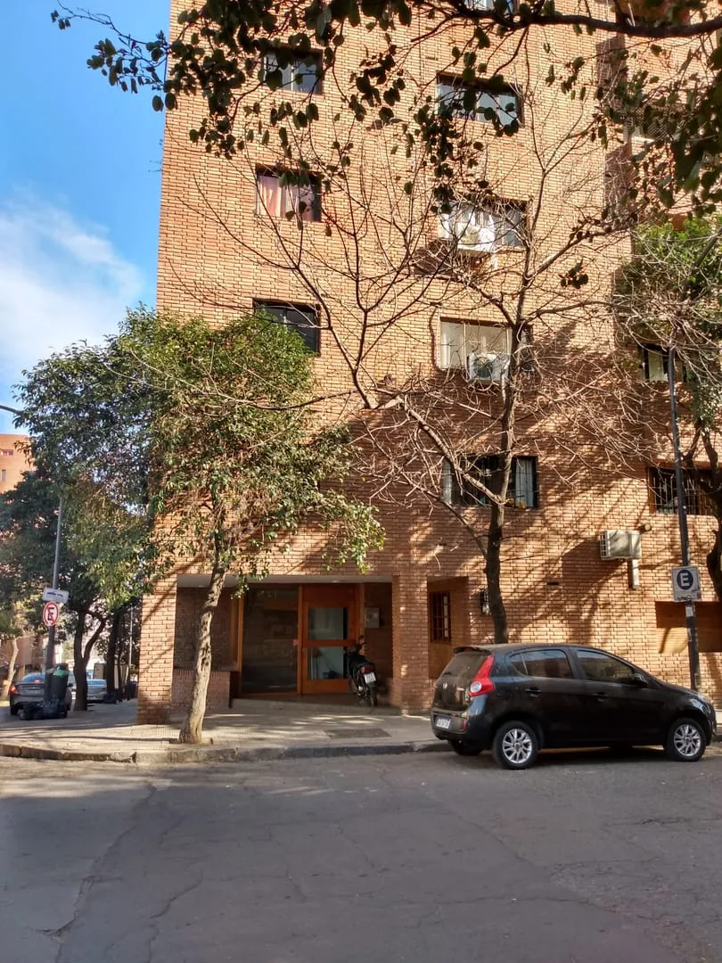 EXCELENTE DEPARTAMENTO A DOS CUADRAS DE CIUDAD UNIVERSITARIA