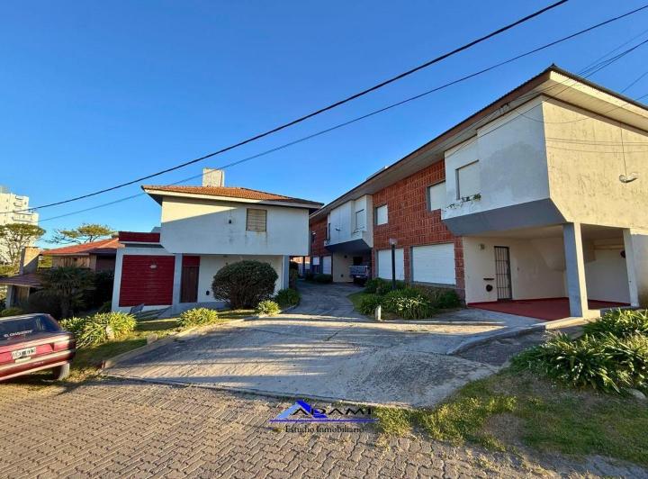 Departamento · 93m² · 4 Ambientes · 1 Cochera