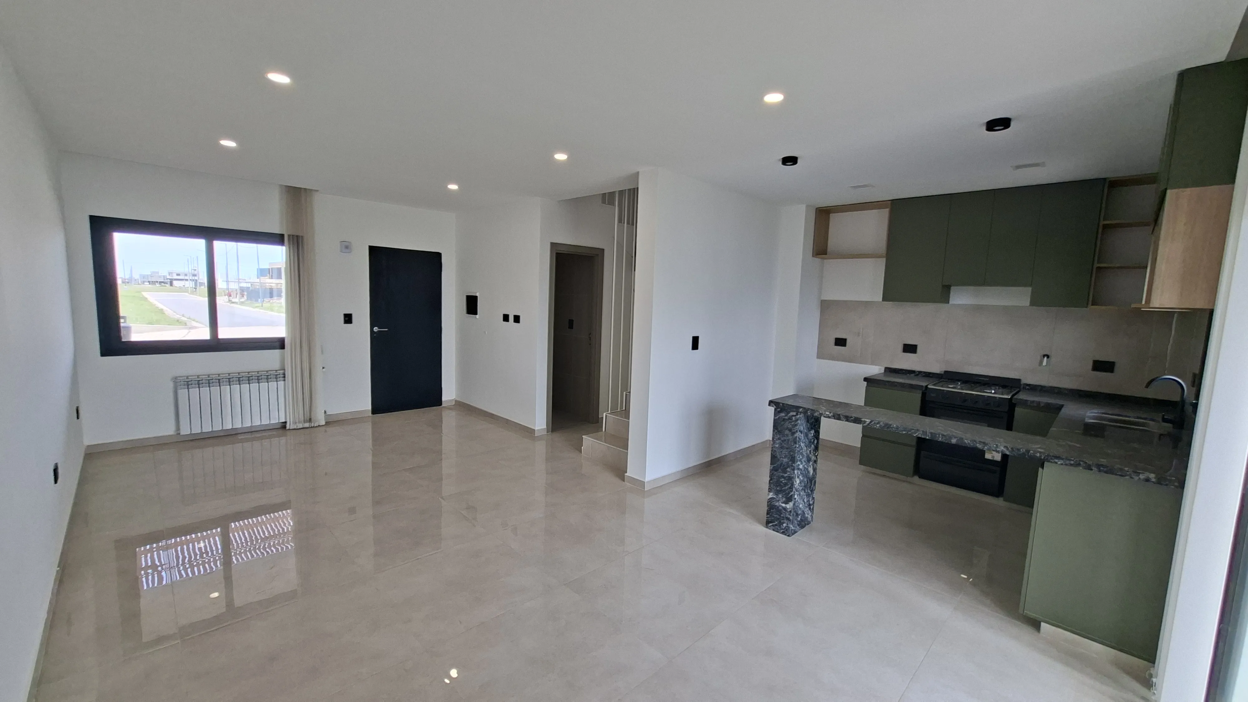 Dúplex en Alquiler! a Estrenar - Campos de Manantiales - 3 Dorm.3 Baños (1 en Suite) - 2 Cocheras - Seguridad