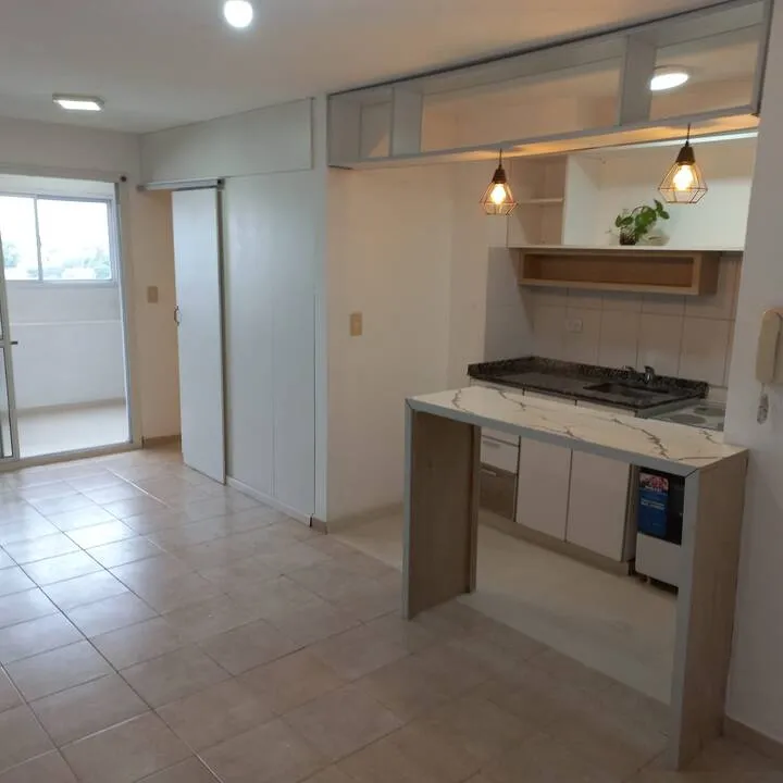 Venta departamento 1½ dormitorio en Alberdi