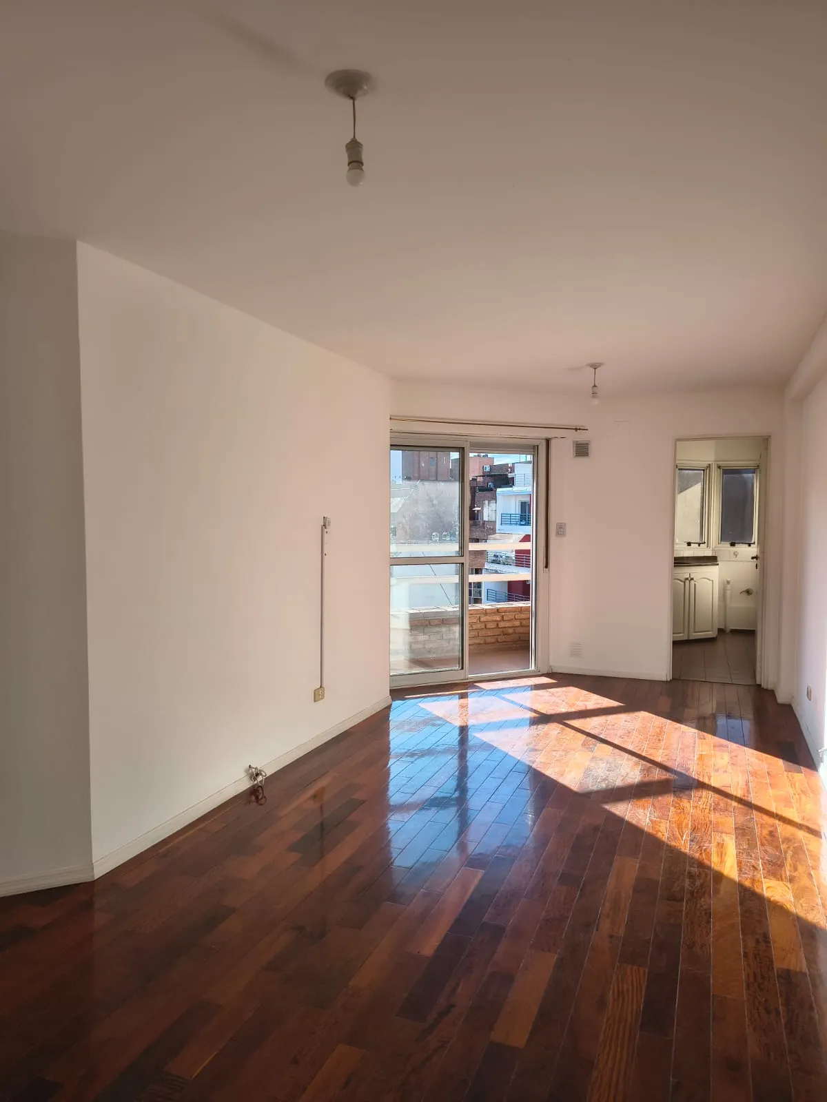 Depto de un dormitorio en alquiler c/ balcón en Nueva Córdoba