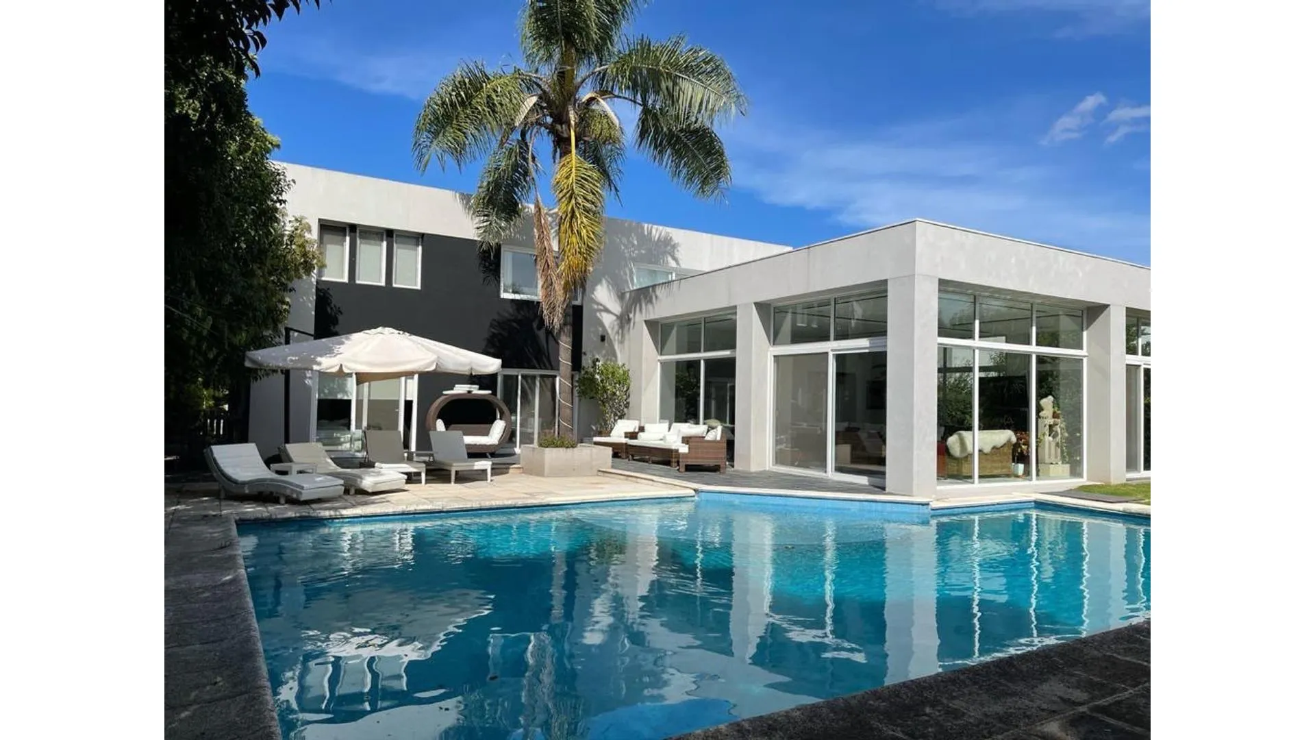 Casa en Venta en Barrio Cerrado Altos de la Horqueta