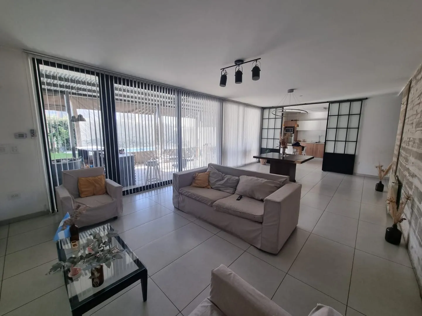 CLAROS DEL BOSQUE CASA EN VENTA