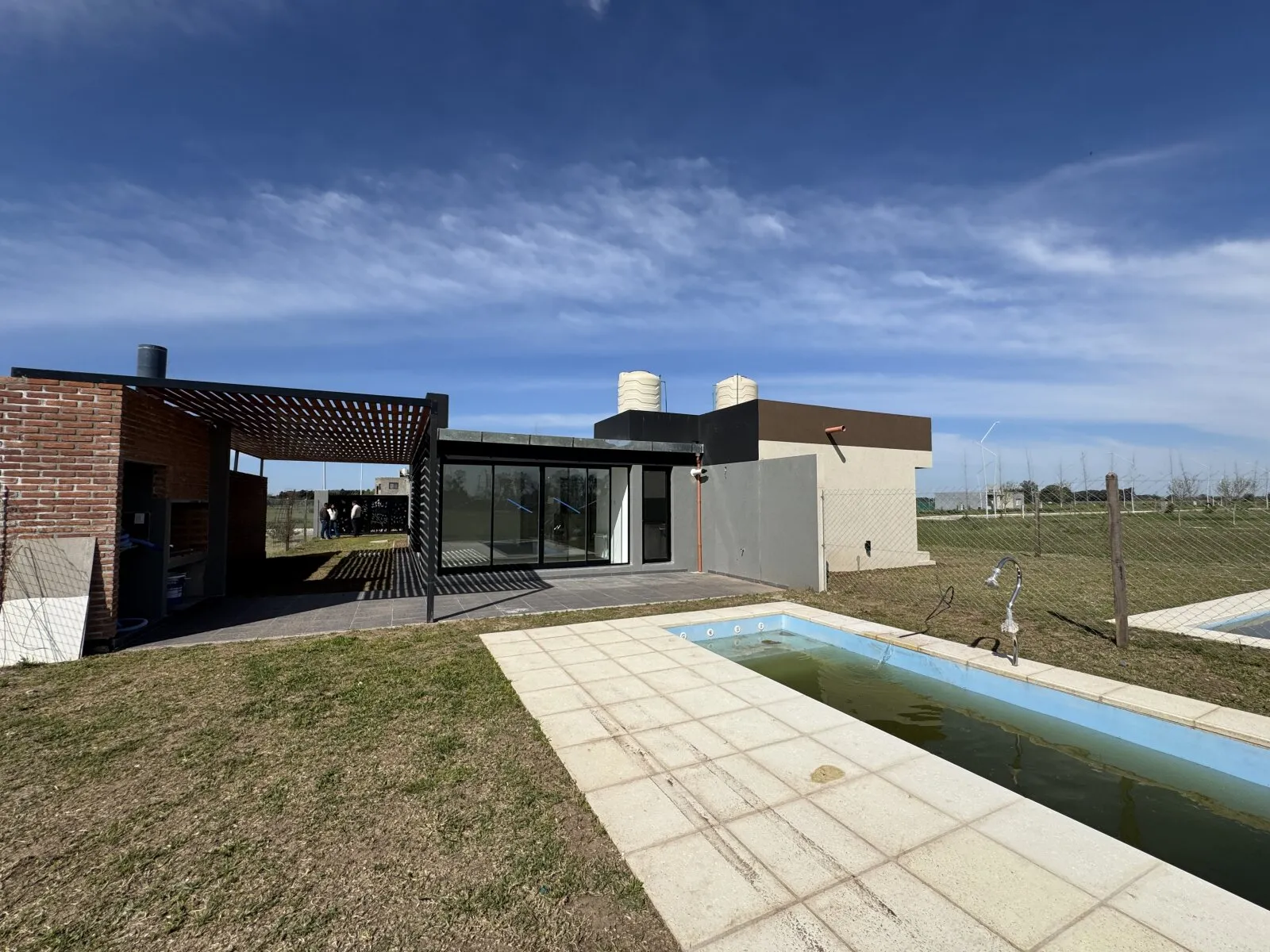 CASA A ESTRENAR