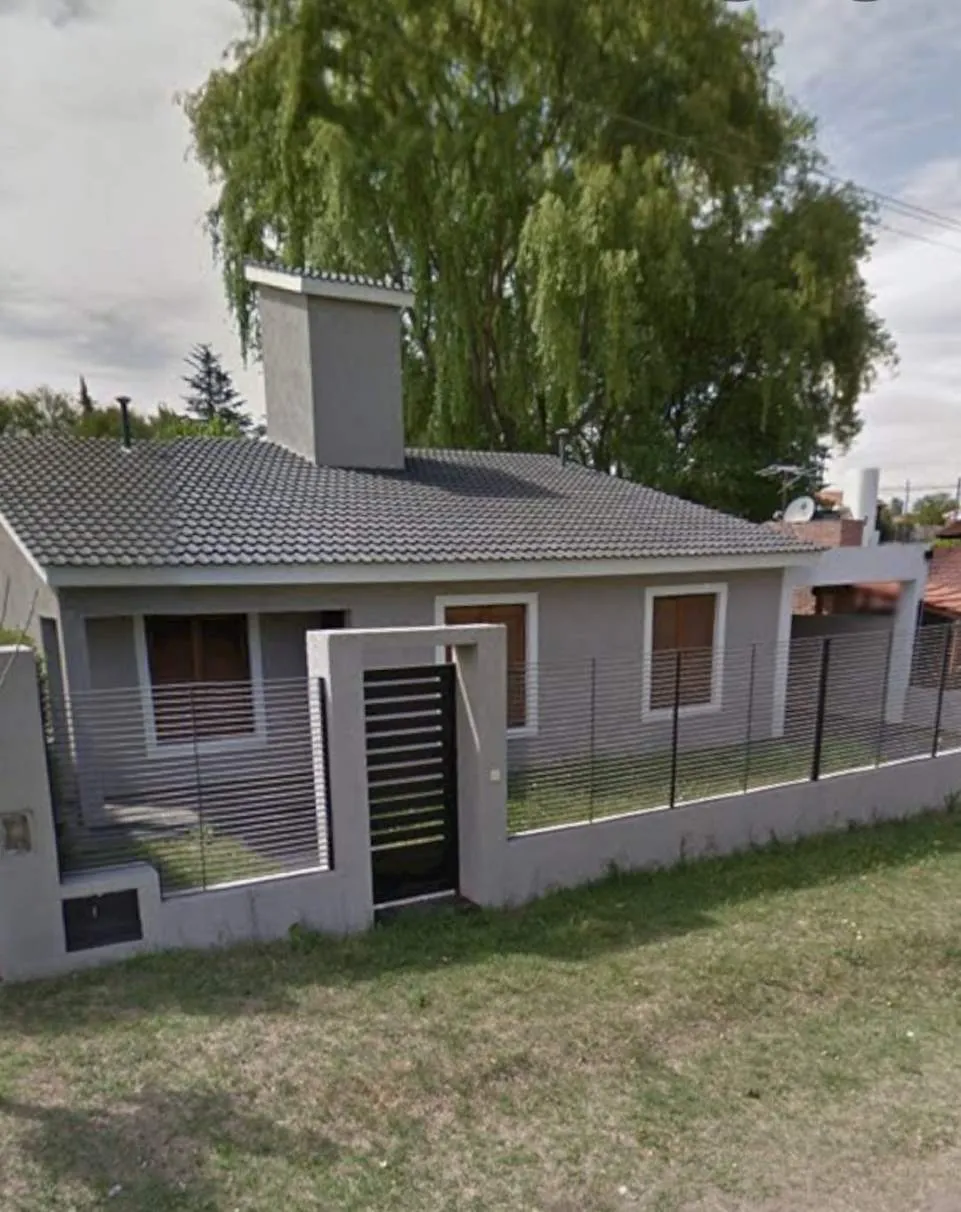 CASA DE TRES DORMITORIOS EN ALQUILER EN SAN ANTONIO DE ARREDONDO