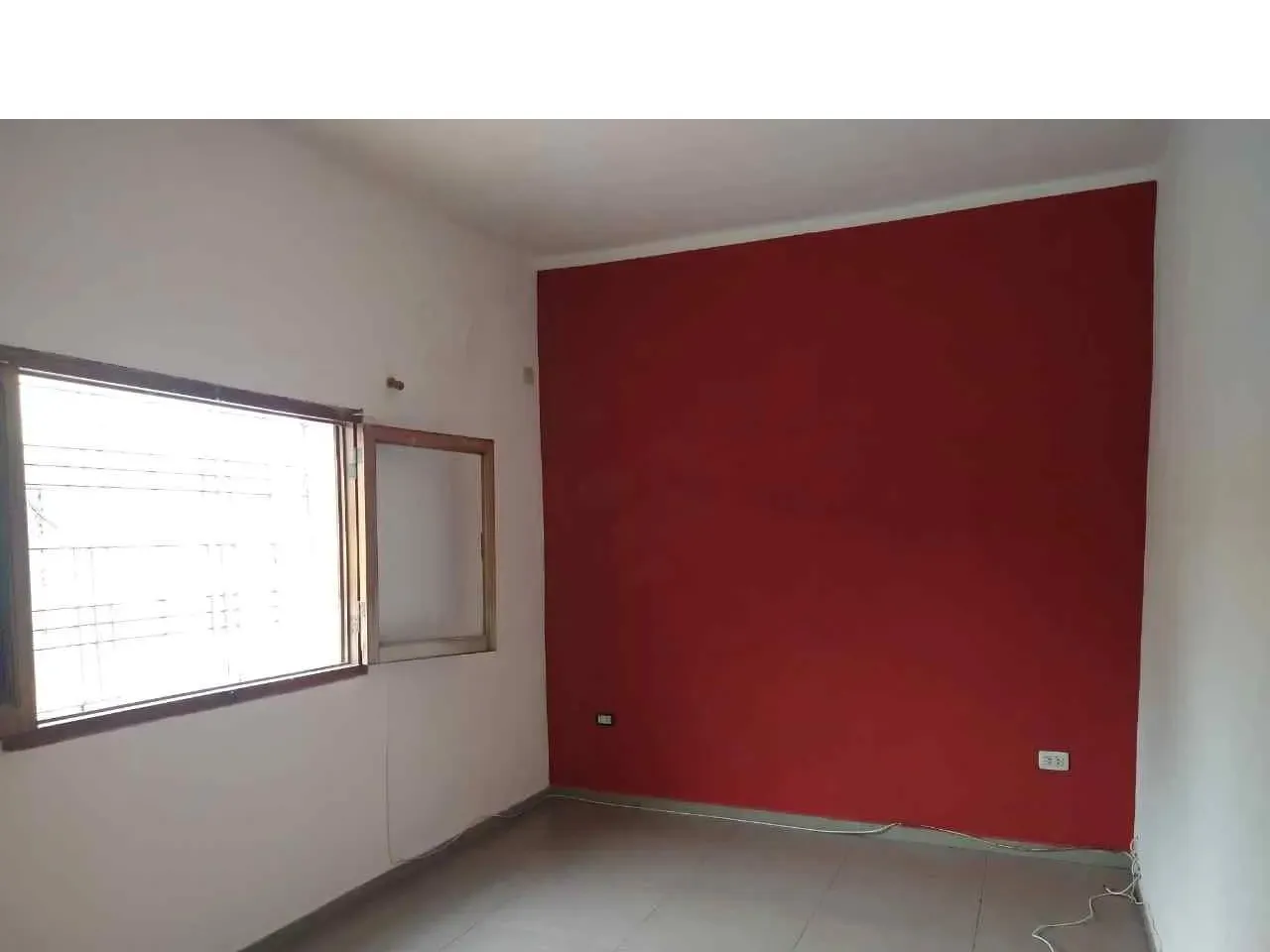 BARRIO JARDÍN CASA DE 2 DORMITORIOS C/ ESCRITURA