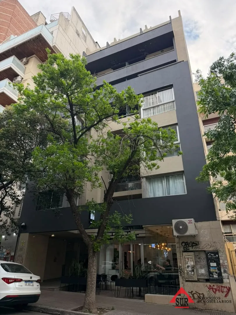 DEPARTAMENTO IMPECABLE AMOBLADO, PARQUE DE LAS TEJAS.