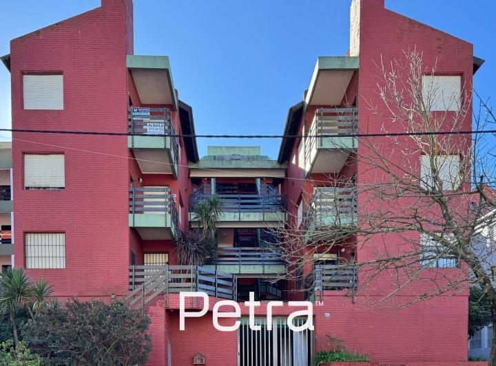 Departamento · 60m² · 3 Ambientes · 1 Cochera
