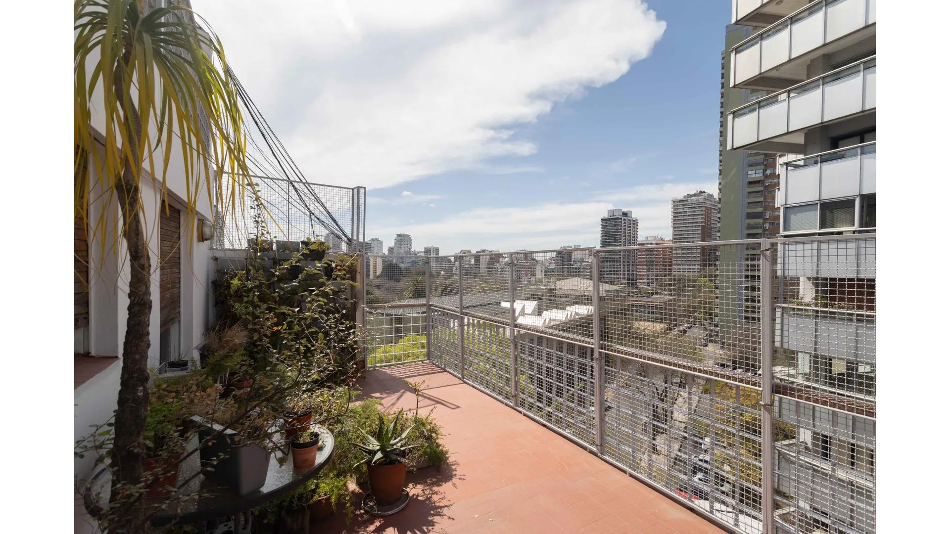 6 amb c/dep 3 bños balcon terraza cochera duplex 7º y 8º pis