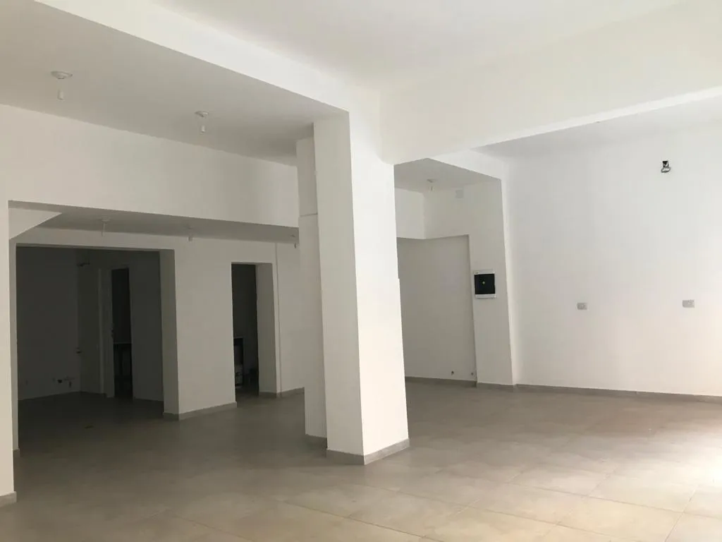 LOCAL OFICINA en alquiler 100m2 NUEVA CORDOBA. NO APTO GASTRONOMIA