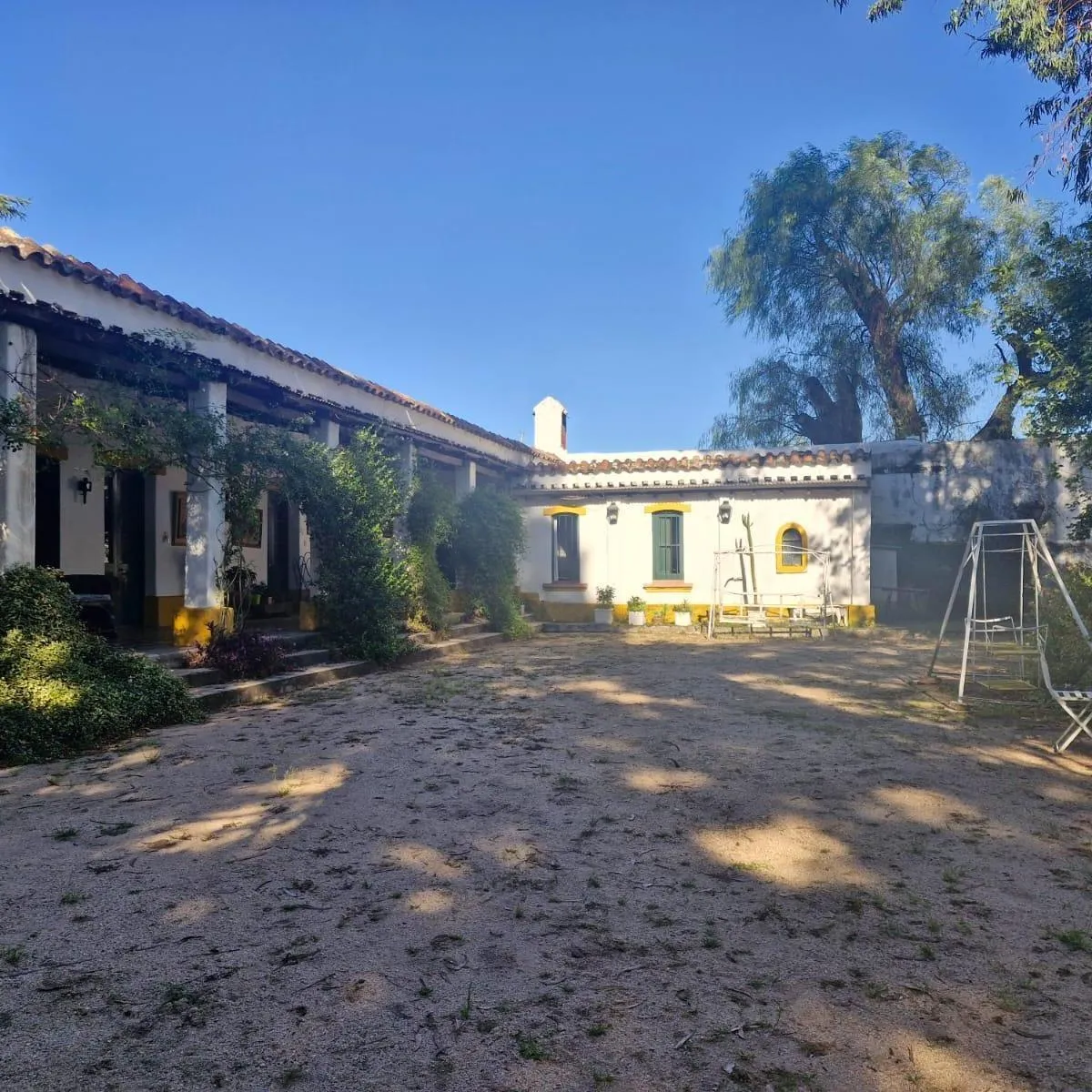 VENTA - COMPLEJO LA MERCED, TANTI - 6 Casas