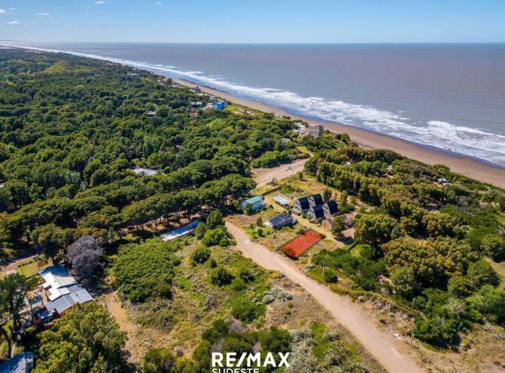 Terreno · 273m²