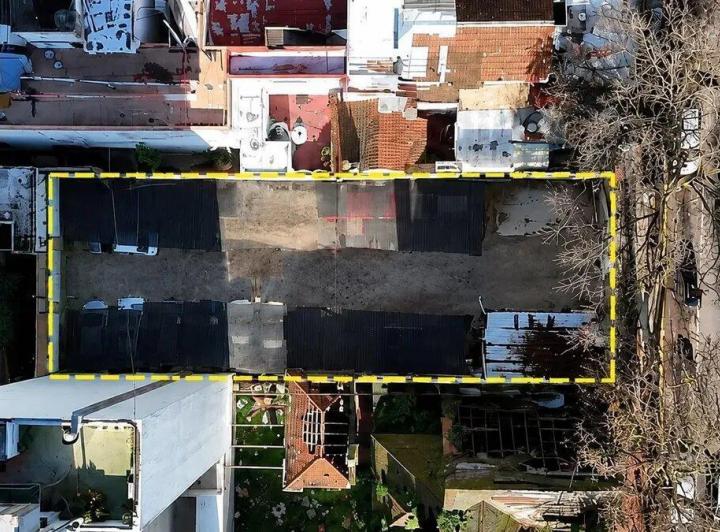Terreno · 384m²