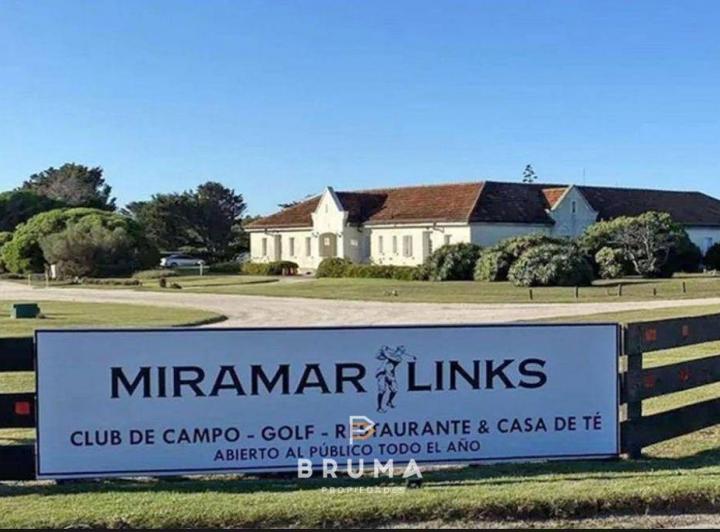 Terreno · 630m²