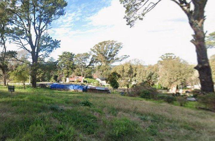 Terreno · 717m²