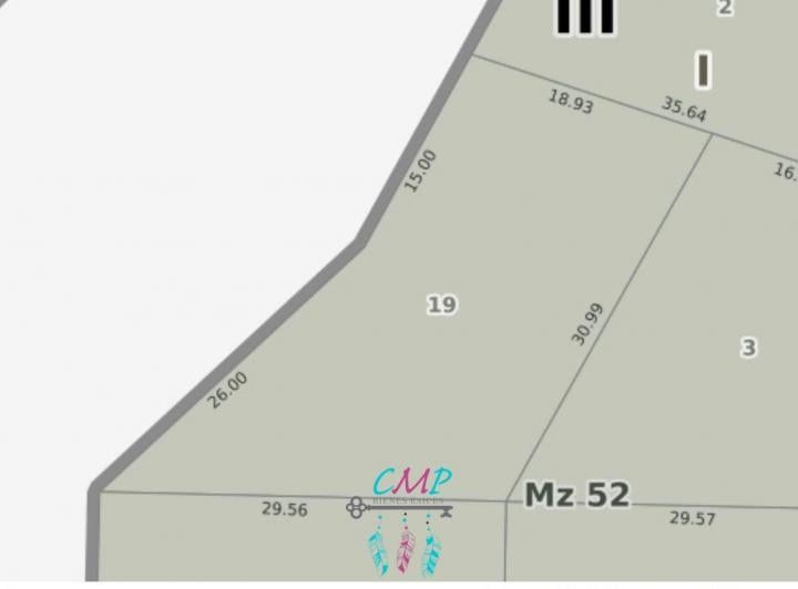 Terreno · 717m²