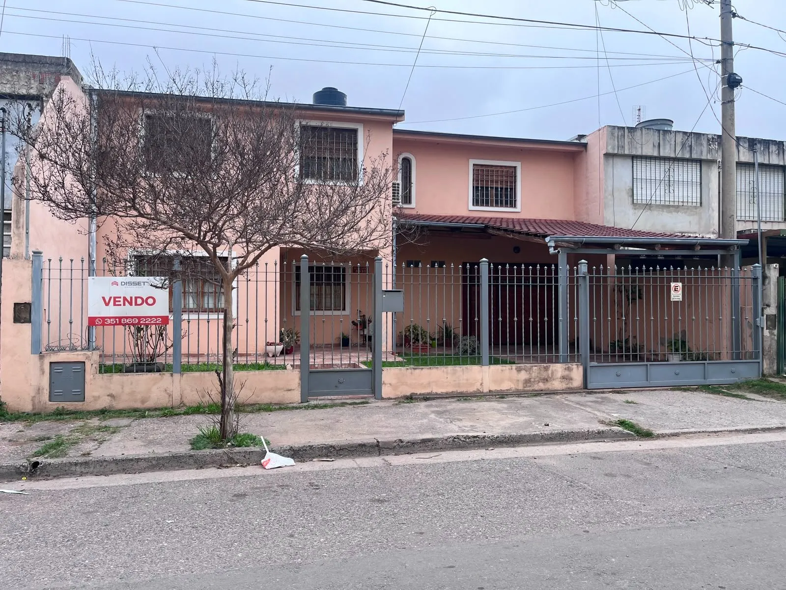 Casa Familiar en Venta en Barrio Los Platanos  4 Dormitorios y Excelente Ubicaci...