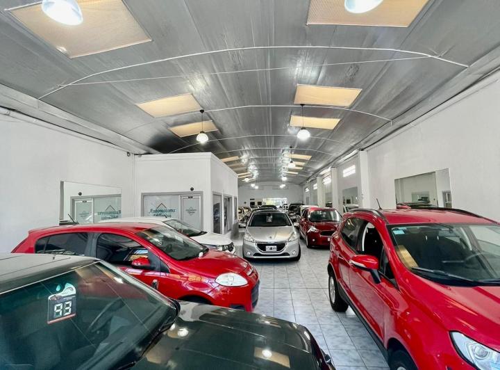 Local comercial · 312m²