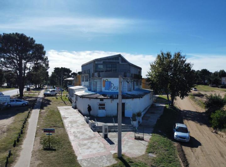 Local comercial · 931m² · 6 Cocheras
