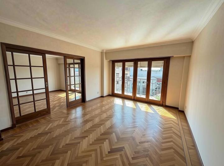 Departamento · 288m² · 5 Ambientes · 1 Cochera