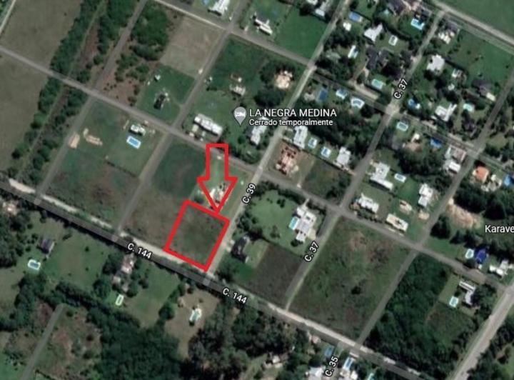 Terreno · 2300m²