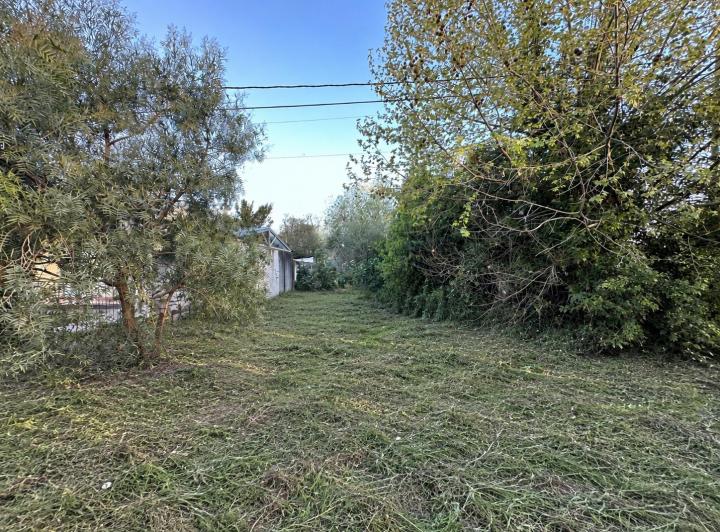 Terreno · 300m²