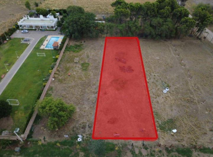 Terreno · 1320m²