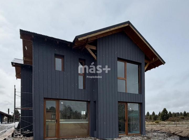Casa · 121m² · 5 Ambientes