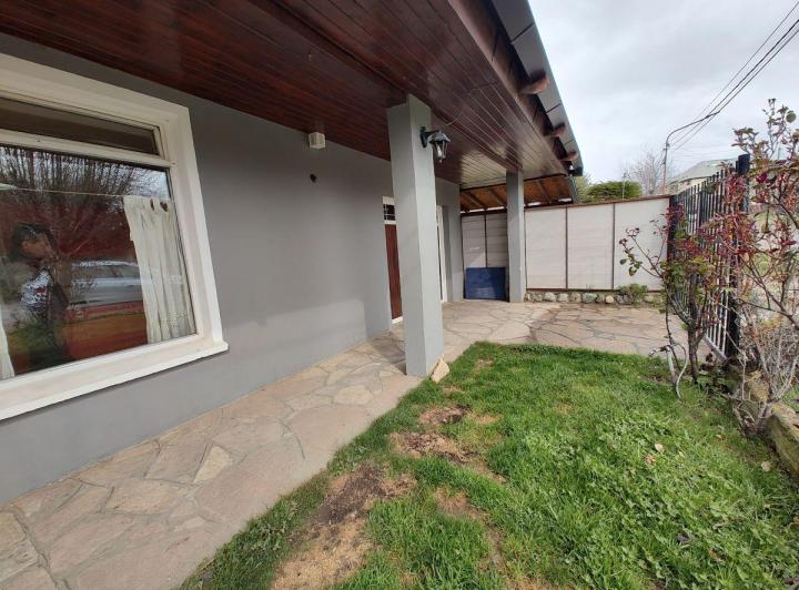 Casa · 90m² · 6 Ambientes · 1 Cochera