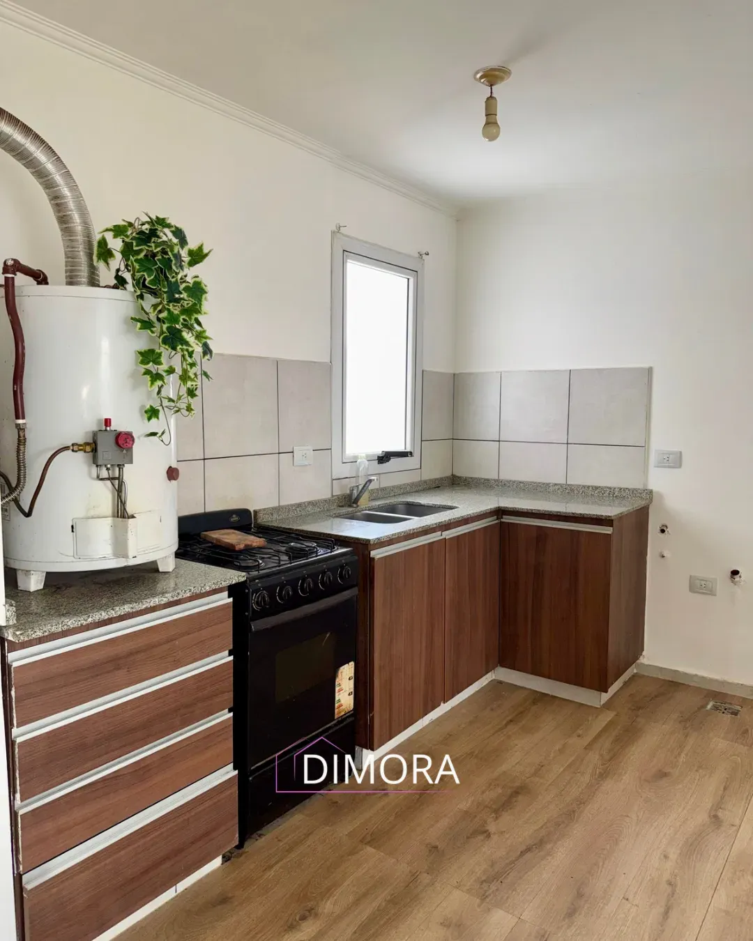 IMPERDIBLE- DEPTO EN ALQUILER - 500.000 PESOS- AV. COLÓN: 1 DORMITORIO, BAÑO Y ANTE BAÑO, BALCON, COCINA EQUIPADA Y LIVING COMEDOR...MIRA YA!!!