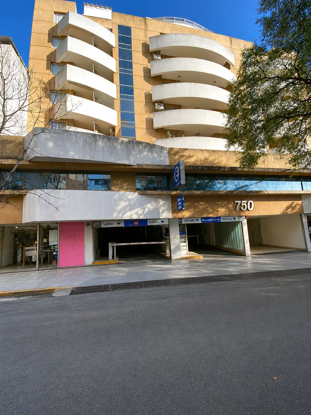 Vendo excelente departamento 3 dormitorios en Nueva Cordoba