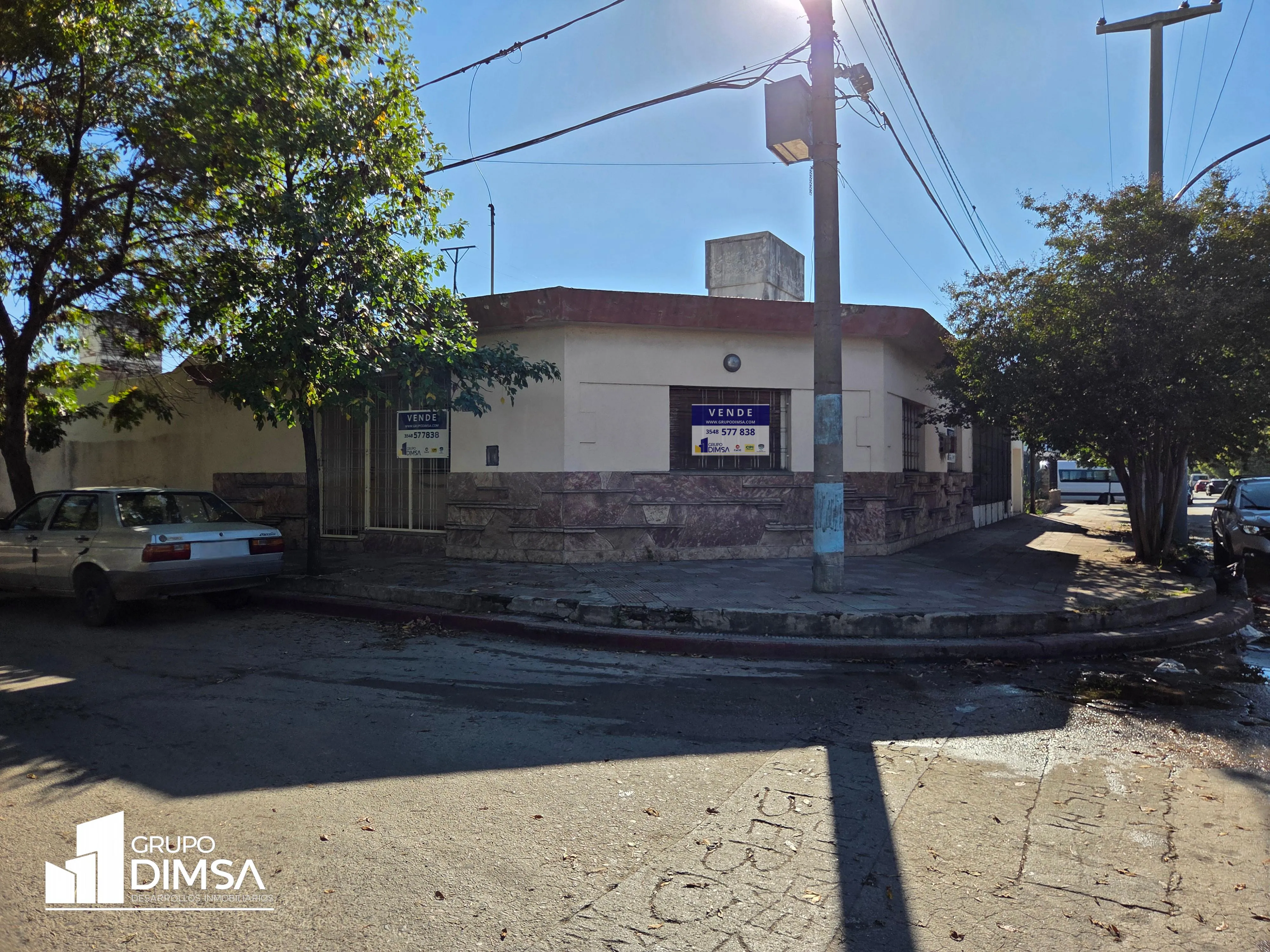 Zona Sur, Casa amplia, 4 Dormitorios, Ideal para vivienda más Emprendimiento