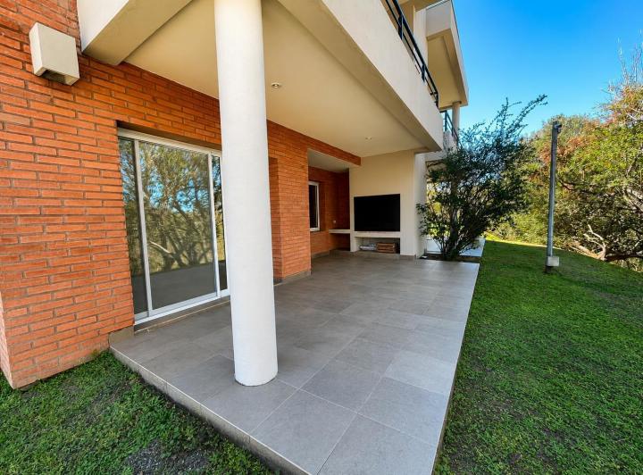 Departamento · 60m² · 2 Ambientes · 1 Cochera