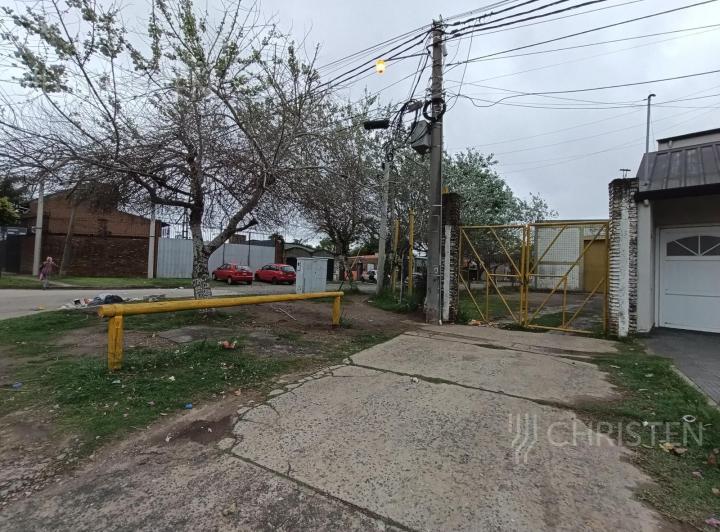 Bodega-Galpón · 200m² · 3 Ambientes