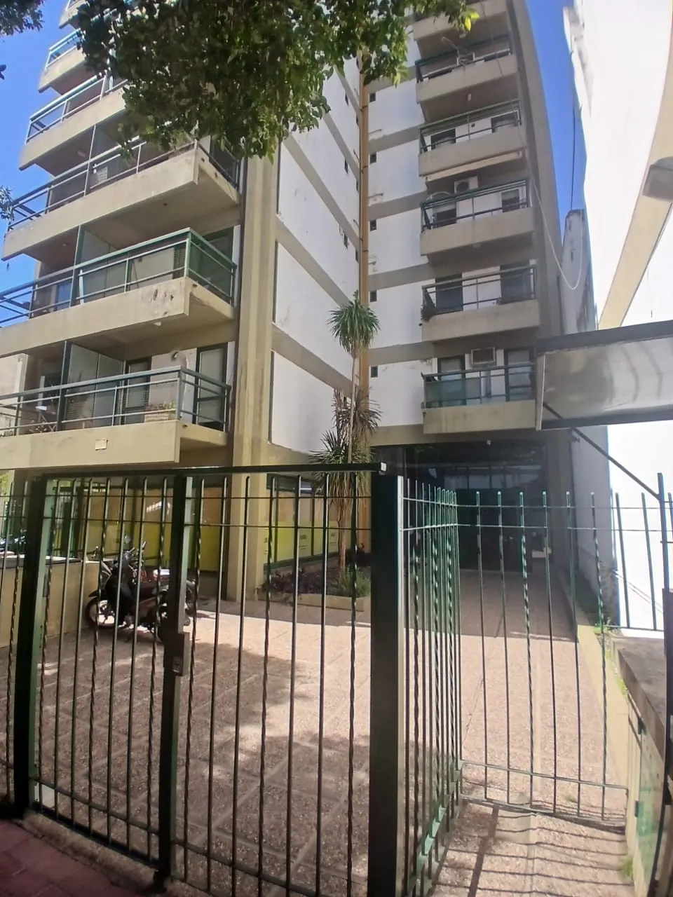 ALQUILO DEPARTAMENTO 2 DORMITORIOS CON BALCÓN EN NUEVA CÓRDOBA