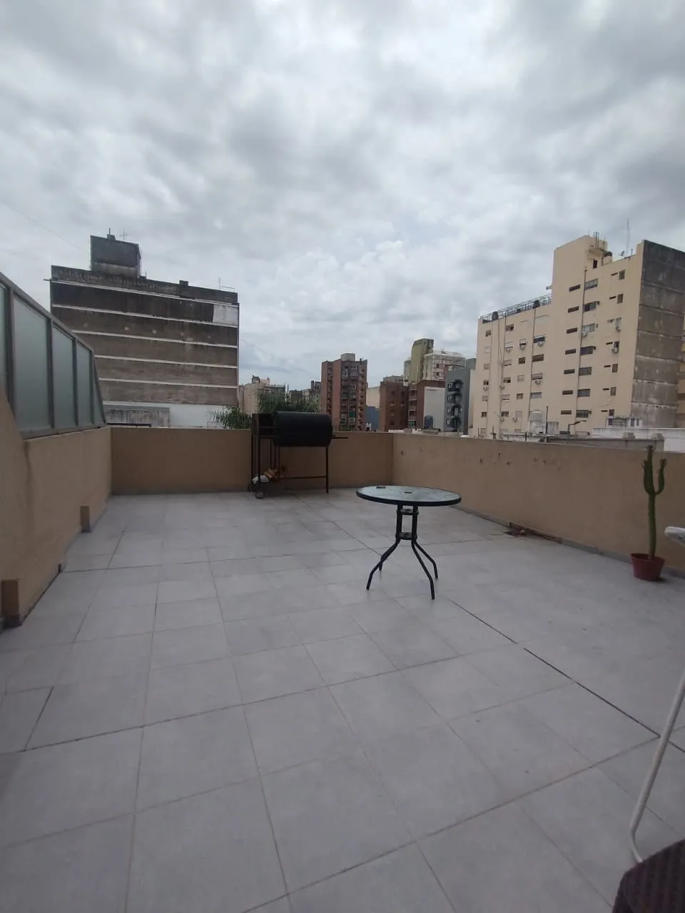 Un Dormitorio. Categoría. Terraza Propia. Centro!